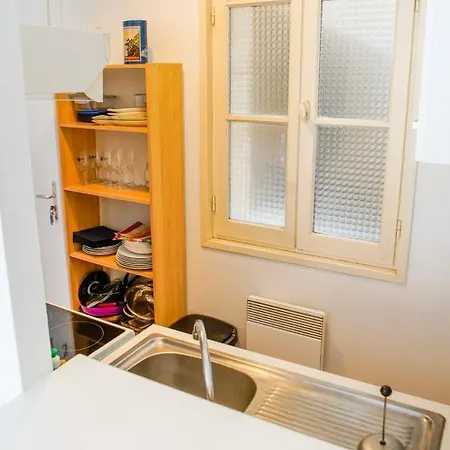Charming Apt Near Ste Catherine Bordeaux