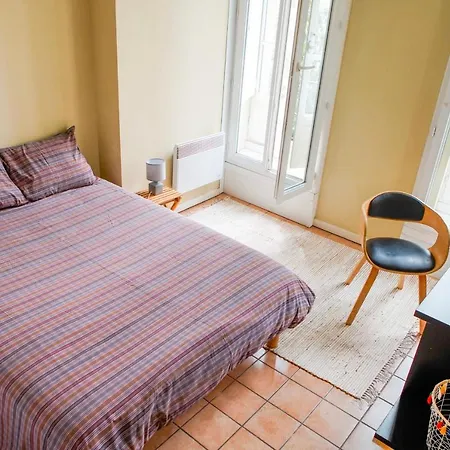 Charming Apt Near Ste Catherine Bordeaux