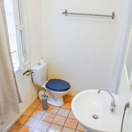 Apartment Charming Apt Near Ste Catherine Bordeaux